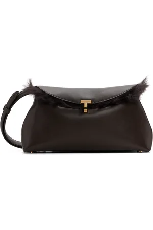Totême Pochette brune en peau retournée à verrou tournant en T