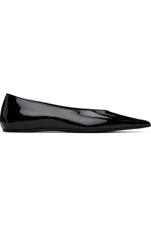 Totême Ballerines noires en cuir verni à col asymétrique