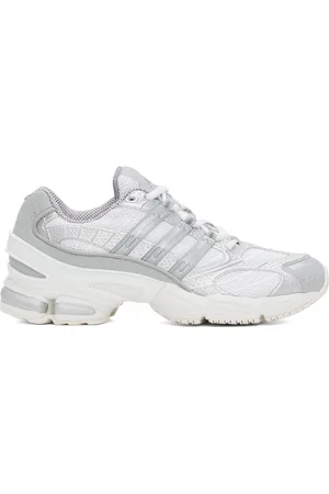 adidas Baskets Ozeweego Pro blanc et argenté