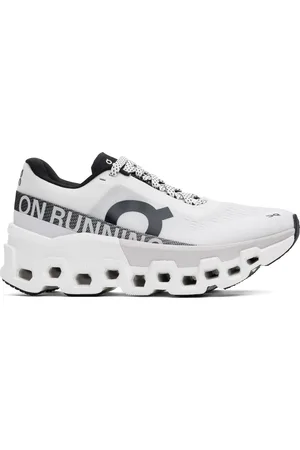On Running Baskets Cloudmster 2 blanches