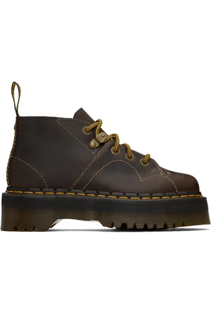 Dr. Martens Bottes Monkey Church brunes à piqures incurvées et à plateforme