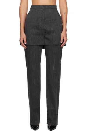 pushBUTTON Pantalon gris à empiècement de style short
