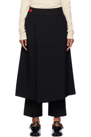 AO Yes Pantalon noir à empiècement de style jupe
