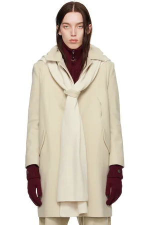 Hyein Seo Manteau beige à capuche à écharpe