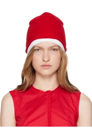 Colleen Allen Bonnet rouge en molleton