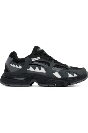 BAPE Baskets M noires à étoiles et à requin emblématiques