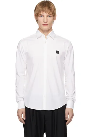 HUGO BOSS Chemise ajustée blanc cassé à écusson à logo étagé