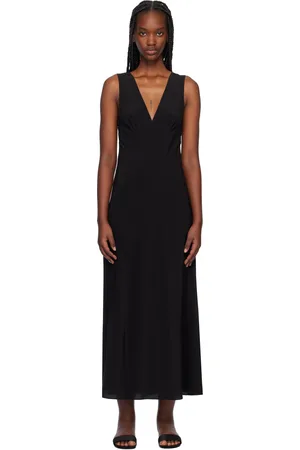 MATTEAU Robe à enfiler noire à encolure plongeante