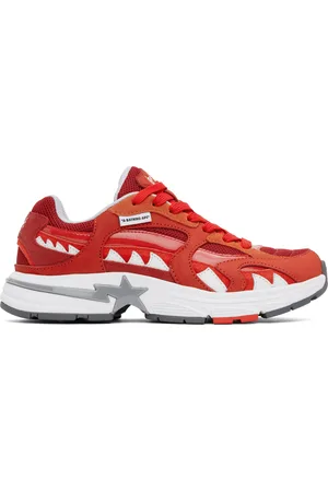 BAPE Baskets M1 Korea rouges à étoiles et à requin emblématiques