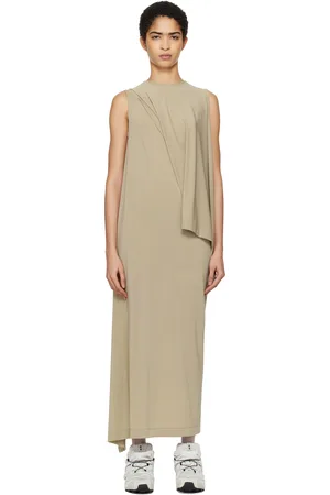Issey Miyake Robe longue drapée 48 beige en jersey