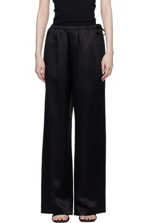 Filippa K Pantalon décontracté noir en satin froissé