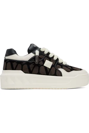 VALENTINO GARAVANI Baskets basses blanc et brun à clou One Stud et à plateforme