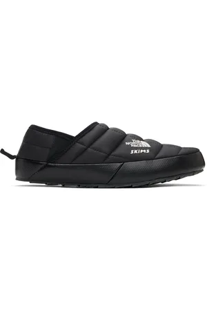 SKIMS Flâneurs Traction noirs à isolation ThermoBall™ exclusifs à SSENSE édition The North Face