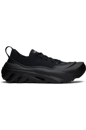 Crocs Baskets Surge noires à semelle Echo