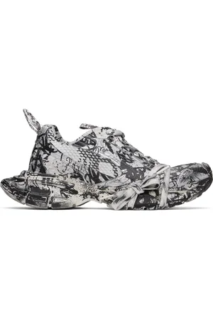 Balenciaga Baskets 3XL blanc et noir à motif de graffitis