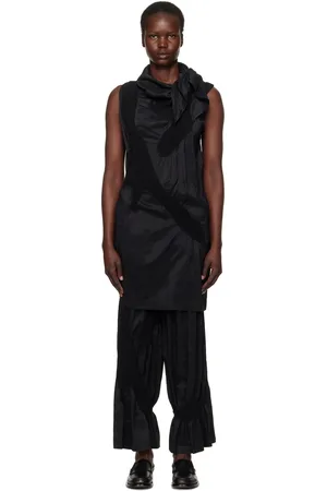 Issey Miyake Robe courte Vigor Muted noire