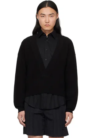 lesugiatelier Pull noir à col en V plongeant