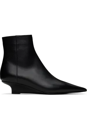 Totême Bottines noires en cuir à bout pointu