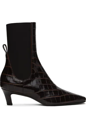 Totême Bottines brunes gaufrées façon croco