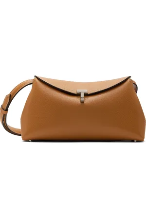 Totême Pochette brun clair en cuir grainé à verrou tournant