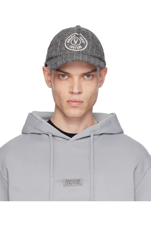 VERSACE Casquette de baseball grise à rayures fines