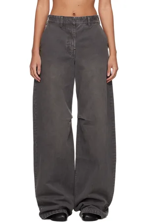Entire Studios Jean Dem gris