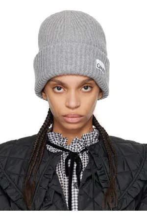 Ganni Bonnet surdimensionné gris en tricot côtelé de laine