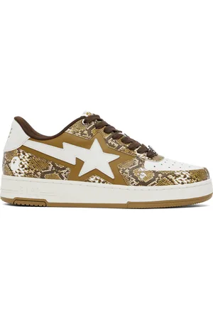 BAPE Baskets brun clair et blanc à étoiles emblématiques exclusives à SSENSE - Lunar New Year