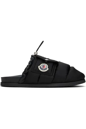 Moncler Chaussures à enfiler noires à poche