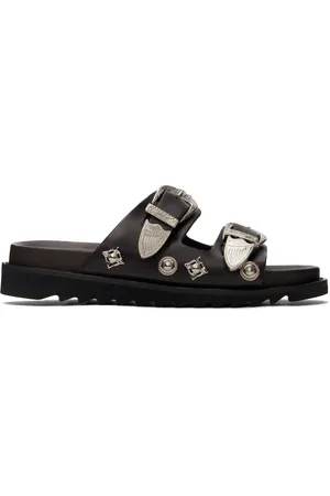 TOGA PULLA Sandales brunes à boucles exclusives à SSENSE