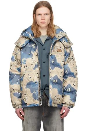 A Bathing Ape Blouson beige et bleu rembourré en duvet à motif camouflage à logos