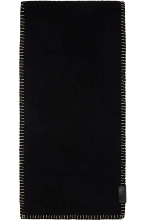LEMAIRE Écharpe Cocotte noire en tricot à poils longs