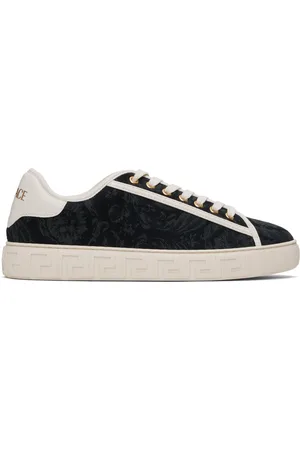 VERSACE Baskets noir et blanc à motifs Barocco et Greca