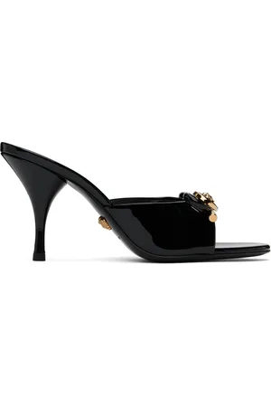 VERSACE Sandales à talon de 85 mm noires en cuir verni à boucle Opera