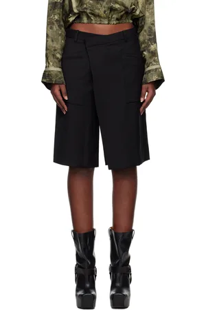 R13 Short hauteur genou noir à taille décentrée
