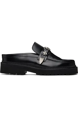 TOGA VIRILIS Flâneurs noirs en cuir glacé