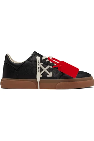 OFF-WHITE Baskets noires en cuir à semelle en caoutchouc vulcanisé