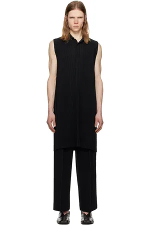 Issey Miyake Polo Monthly Color February noir