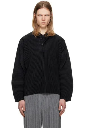 Issey Miyake Henley Monthly Color February noir
