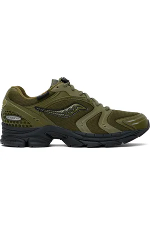 Saucony Baskets Triumph 4 Gorpcore grises à technologie ProGrid
