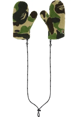 BAPE Mitaines Boa vertes à motif camouflage ABC