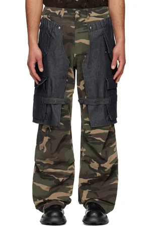 Andersson Bell Pantalon cargo étagé Raptor bleu marine et kaki exclusif à SSENSE