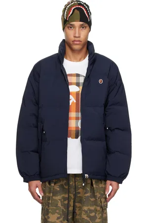 BAPE Blouson bleu marine rembourré en duvet à écusson à logo