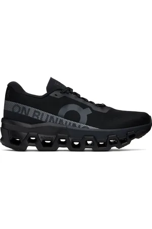 On Running Baskets Cloudmster 2 noires