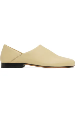 LEMAIRE Chaussures à enfiler beiges en cuir
