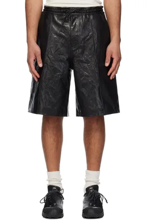 Coor Bermuda noir en cuir de bélier froissé