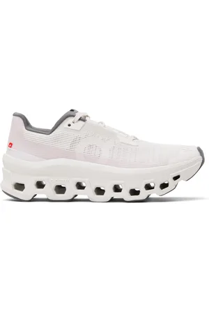 On Running Baskets Cloudmster Void blanc cassé et mauve