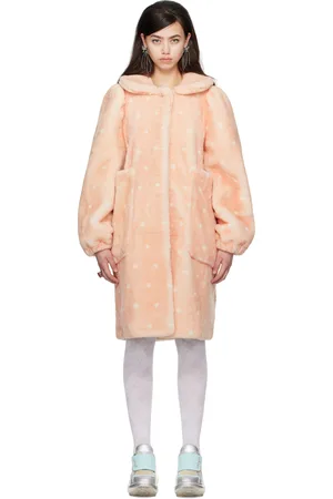 I’m Sorry by Petra Collins Manteau rose en peau retournée à pois exclusif à SSENSE édition JennyFax