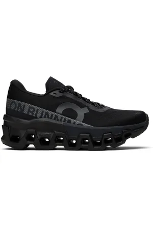 On Running Baskets Cloudmster 2 noires