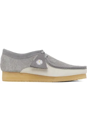 Clarks Derbys Wallabee gris et blanc cassé